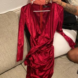 Long sleeve velvet dress